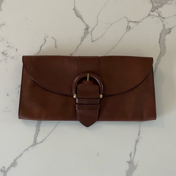 Banana Republic Handbags - Banana Republic Clutch